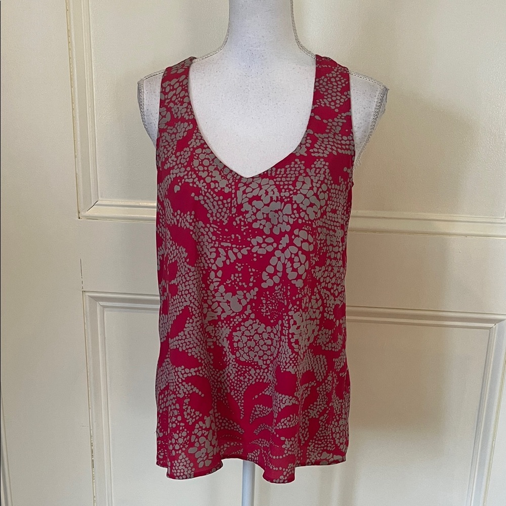 Elegant Floral Sleeveless Tank Top